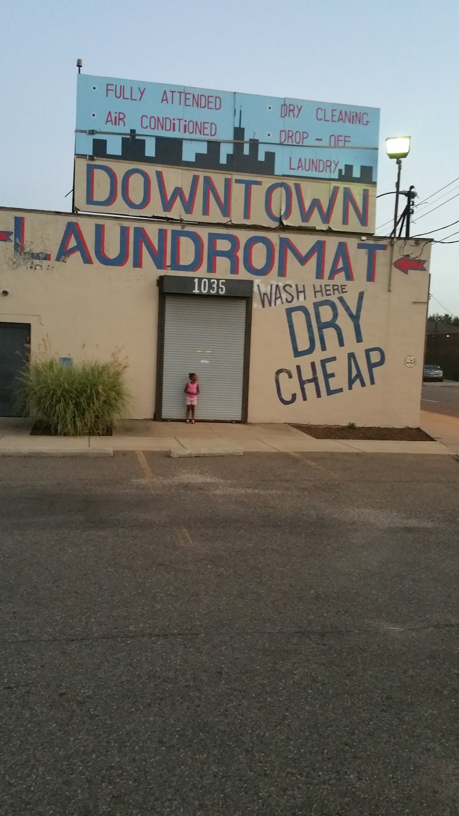 Downtown Laundromat | 1035 S Main St, Akron, OH 44311, USA | Phone: (330) 374-5648