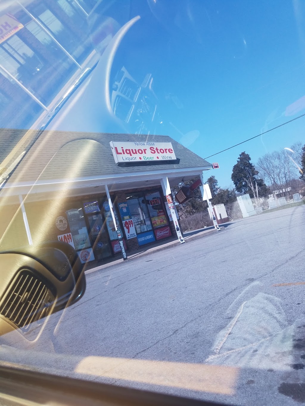 Yellow Rose Spirits | 930 US-27 #1, Cynthiana, KY 41031, USA | Phone: (859) 234-5815