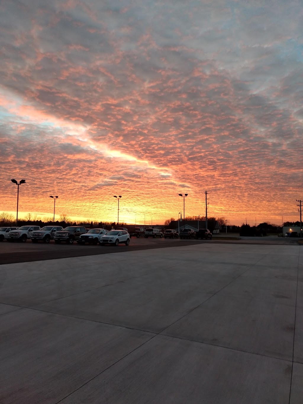 Port Clinton Ford, Inc. | 2155 Gill Rd, Port Clinton, OH 43452, USA | Phone: (800) 332-3176