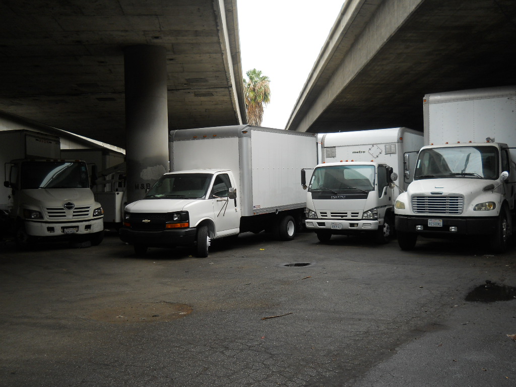 DTLA TRUCKS CENTER | 965 W Washington Blvd, Los Angeles, CA 90015, USA | Phone: (213) 748-8686