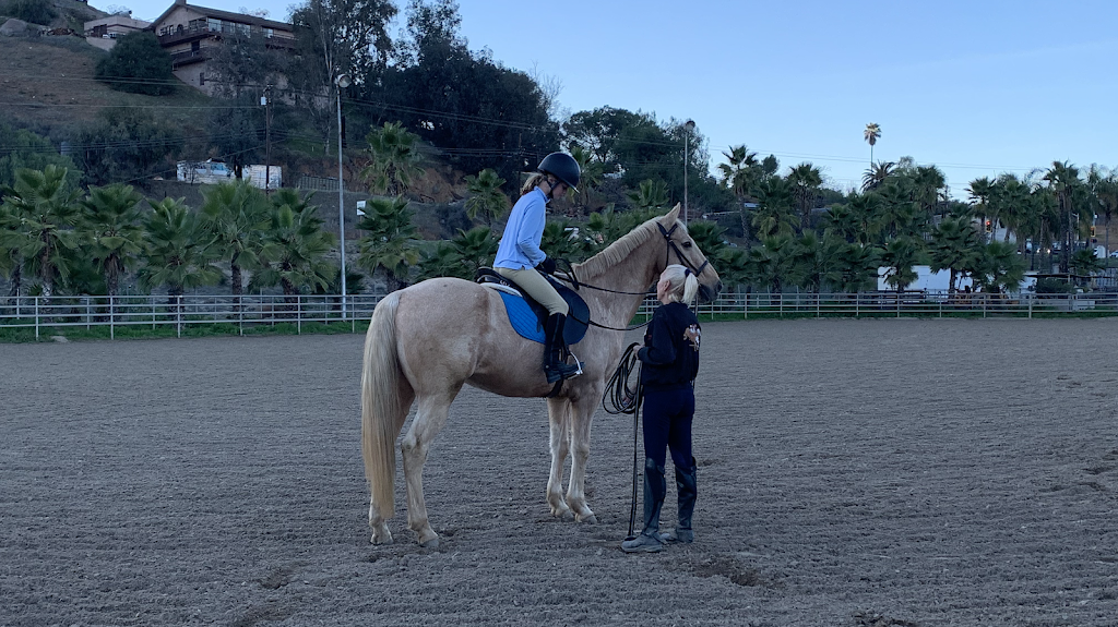 Windsor Equestrian Center | 12307 Willow Rd, Lakeside, CA 92040 | Phone: (619) 334-4777