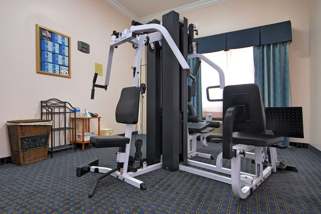 Americas Best Value Inn Sinton | 8108 US-77, Sinton, TX 78387, USA | Phone: (361) 364-2882