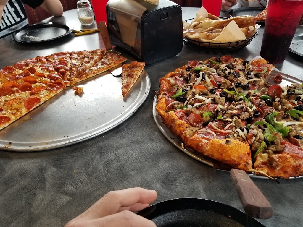 Round Table Pizza | 2512 Portland Rd, Newberg, OR 97132, USA | Phone: (971) 281-8900