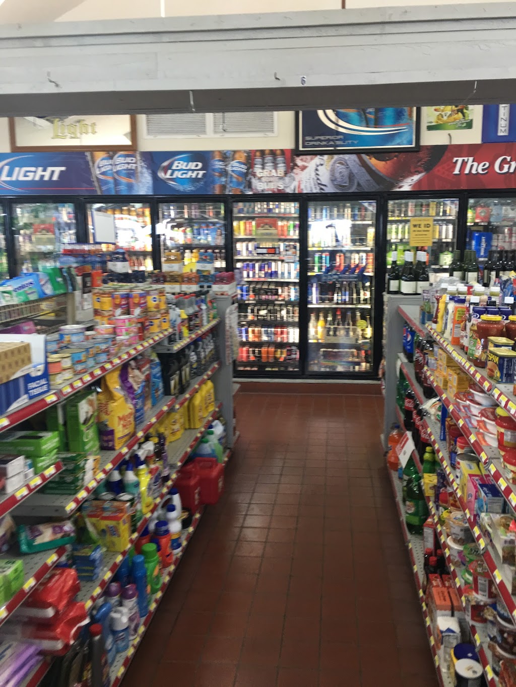 Ocean Front Food Store | 2700 S Ponte Vedra Blvd, Ponte Vedra Beach, FL 32082, USA | Phone: (904) 824-3869