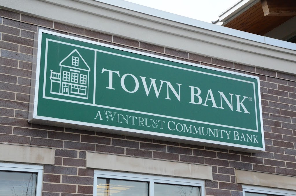 Town Bank | N 72, W13435 Jacob Ln, Menomonee Falls, WI 53051, USA | Phone: (262) 251-3938