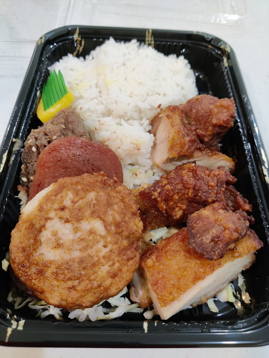 Taniokas Seafoods & Catering | 94-903 Farrington Hwy, Waipahu, HI 96797, USA | Phone: (808) 671-3779