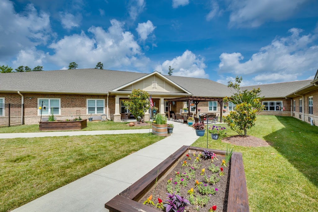 Chatham Ridge Assisted Living | 114 Polks Village Ln, Chapel Hill, NC 27516, USA | Phone: (919) 883-9767