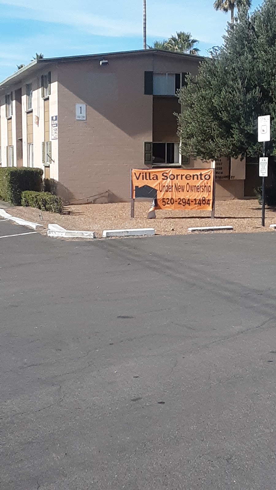 Villa Sorrento Apartments | 334 W Valencia Rd, Tucson, AZ 85706, USA | Phone: (520) 294-1484