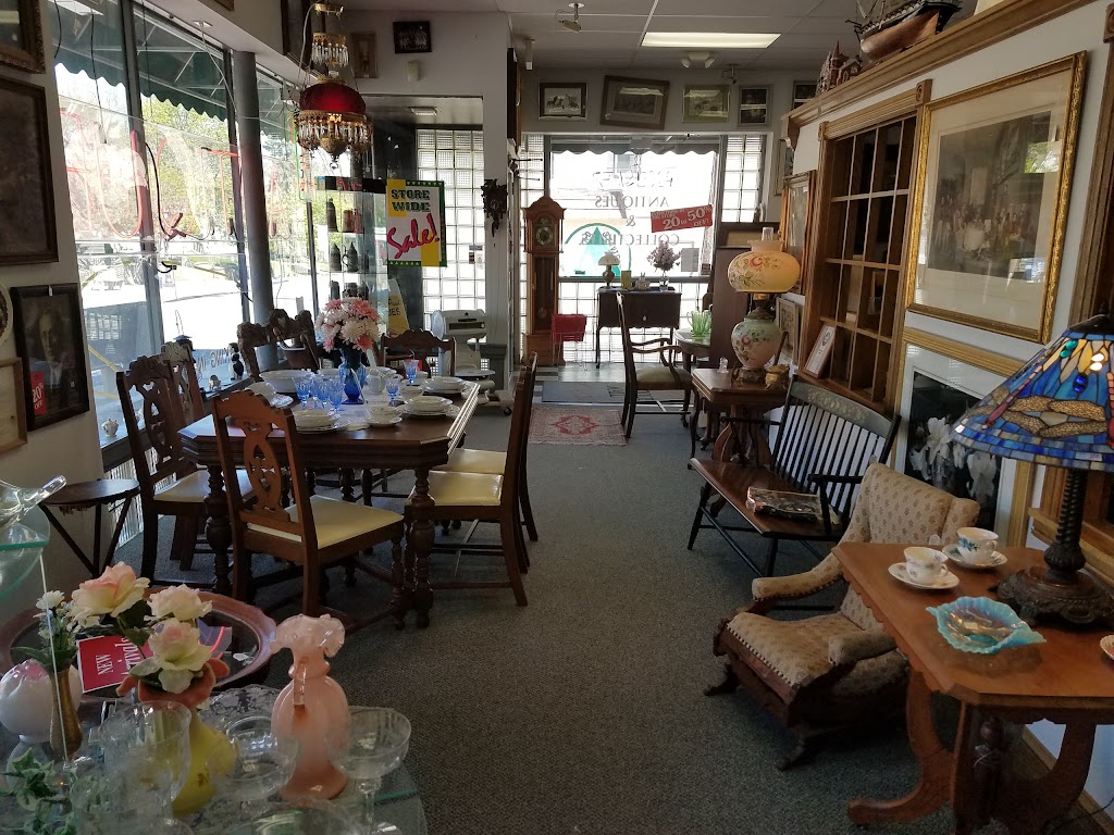 West St Paul Antiques | 880 Smith Ave S, St Paul, MN 55118, USA | Phone: (651) 451-0398