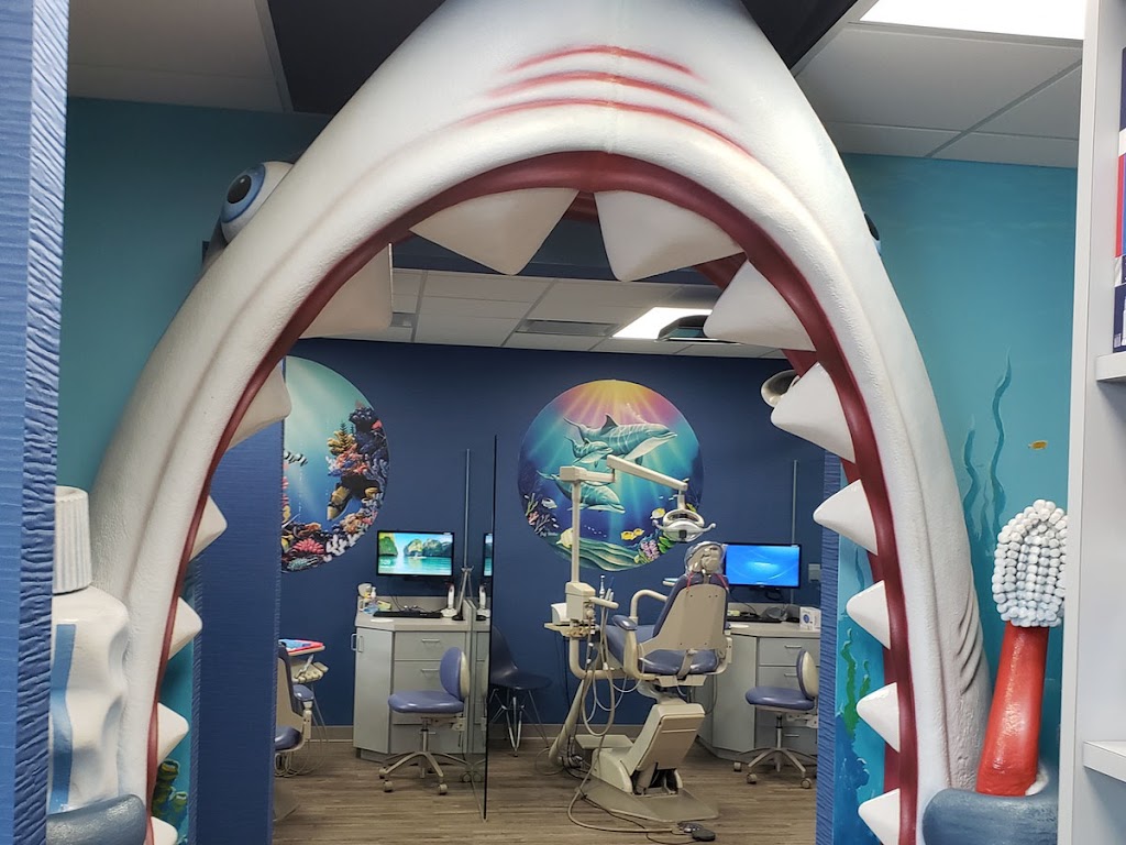 Adelberg Montalvan Pediatric Dental - Massapequa Park | 4934 Sunrise Hwy, Massapequa Park, NY 11762, USA | Phone: (516) 518-9437