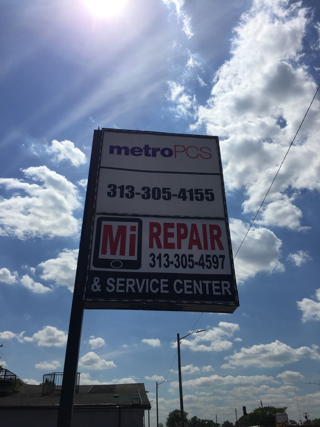 MiPhone Repair | 3239 W Davison St B, Detroit, MI 48238 | Phone: (313) 305-4597