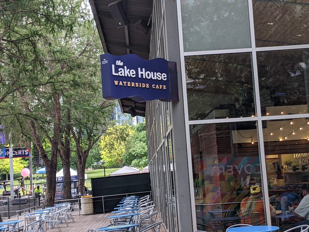 Lake House | 1600 McKinney St, Houston, TX 77010, USA | Phone: (713) 337-7320