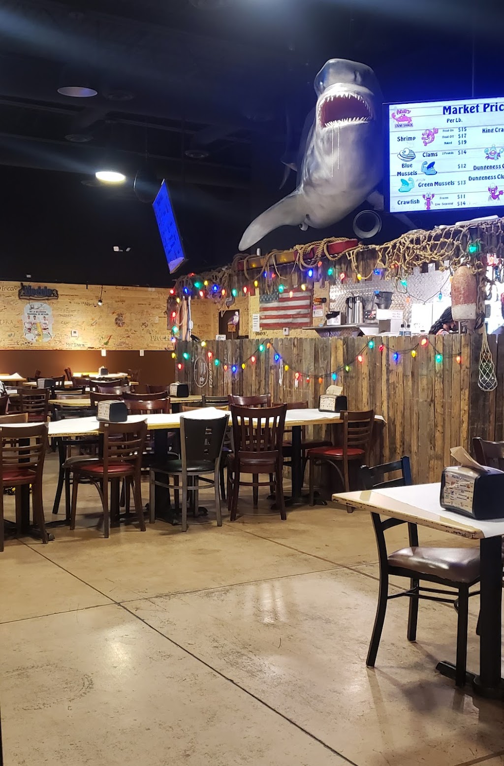 Angry Crab Shack | 6360 S 35th Ave Ste 160, Phoenix, AZ 85041, USA | Phone: (602) 975-1065