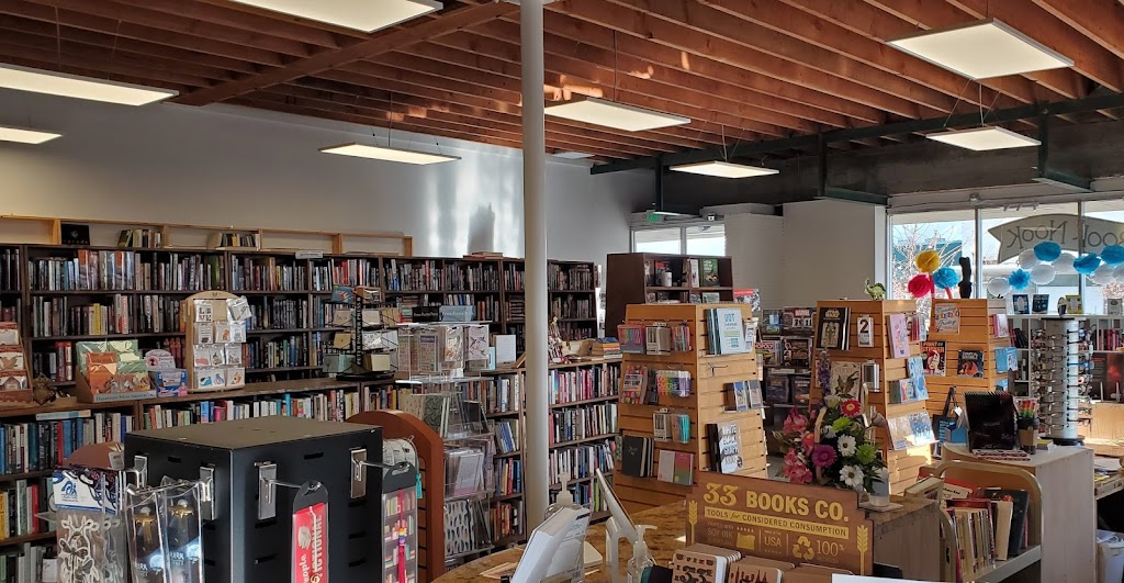 The Book Nook | 294 NW 2nd Ave, Canby, OR 97013, USA | Phone: (503) 776-8999