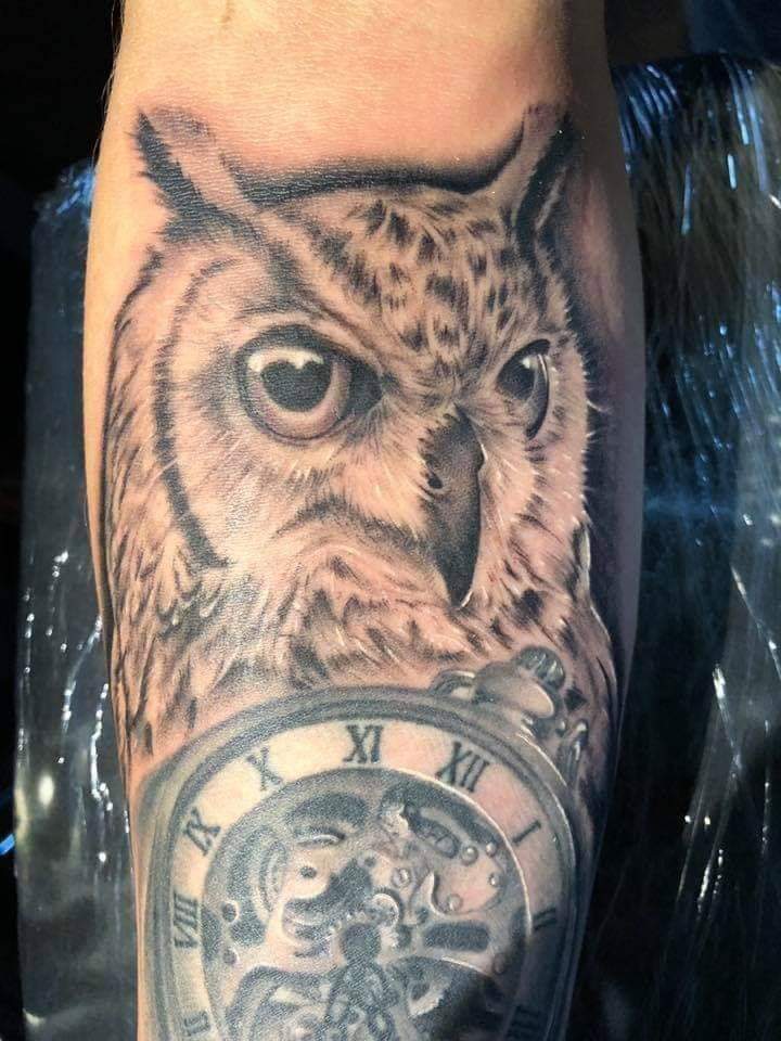 Clock Tower Tattoos | 26065 Gratiot Ave, Roseville, MI 48066, USA | Phone: (586) 859-7082