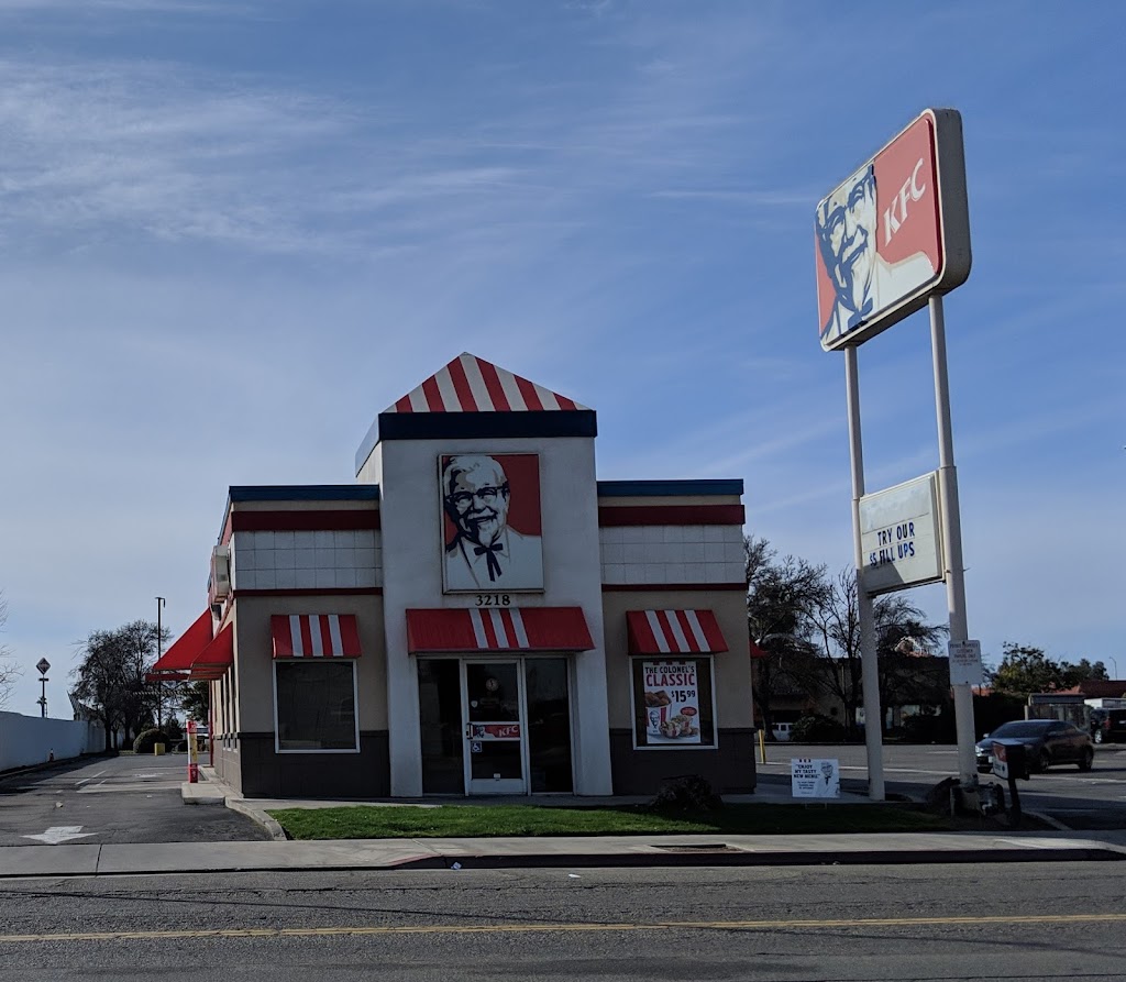 KFC | 3218 E Jensen Ave, Fresno, CA 93706, USA | Phone: (559) 268-6311