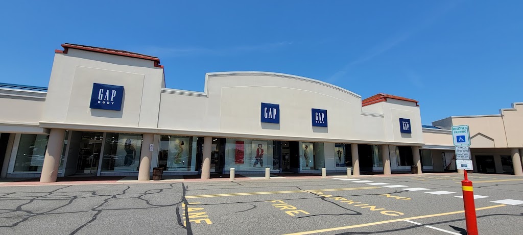 Gap | 375 US-202 Space #24, Bridgewater Township, NJ 08807, USA | Phone: (908) 526-5492