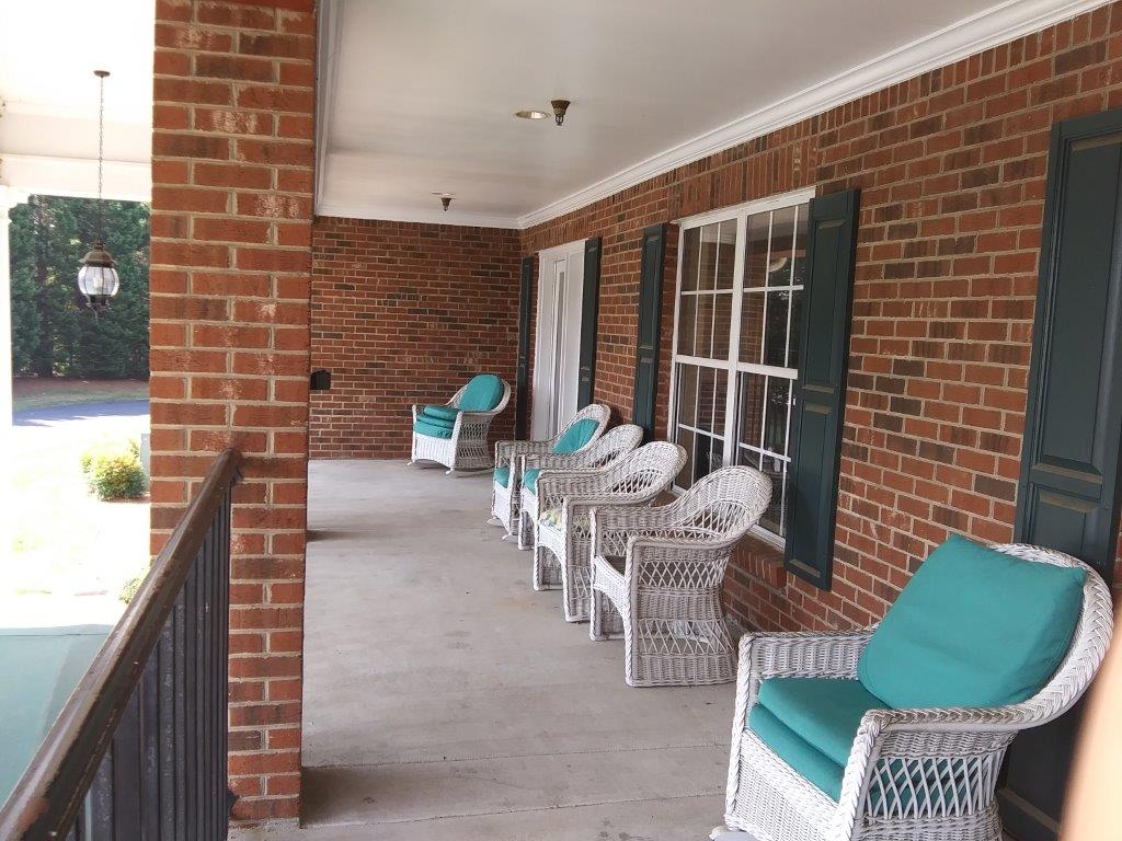 Robinwood Senior Living | 230 Hopkins Rd, Kernersville, NC 27284, USA | Phone: (336) 996-5428