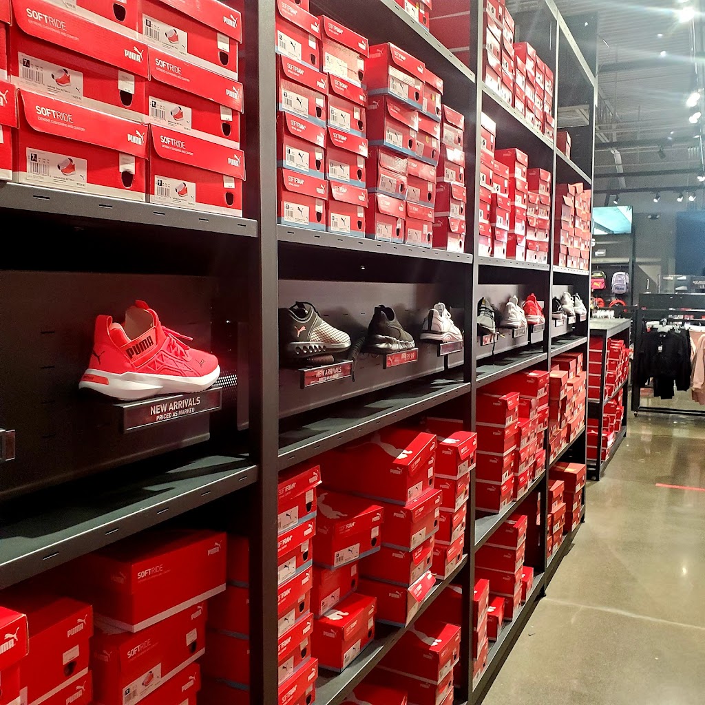 PUMA | 400 Premium Outlets Dr Space 628, Monroe, OH 45050, USA | Phone: (513) 539-9349