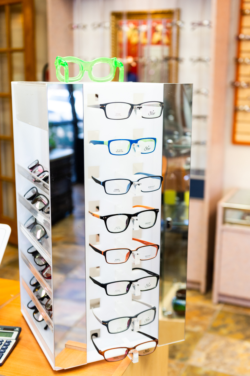 Major Optical Vision Center | 1600 Lee Trevino Dr, El Paso, TX 79936, USA | Phone: (915) 271-4014