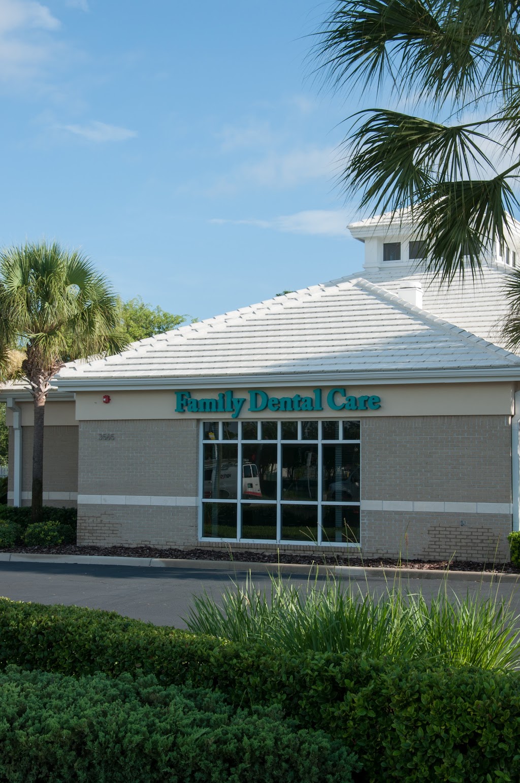 Family Dental Care of South Bradenton | 3565 53rd Ave W, Bradenton, FL 34210, USA | Phone: (941) 758-8900