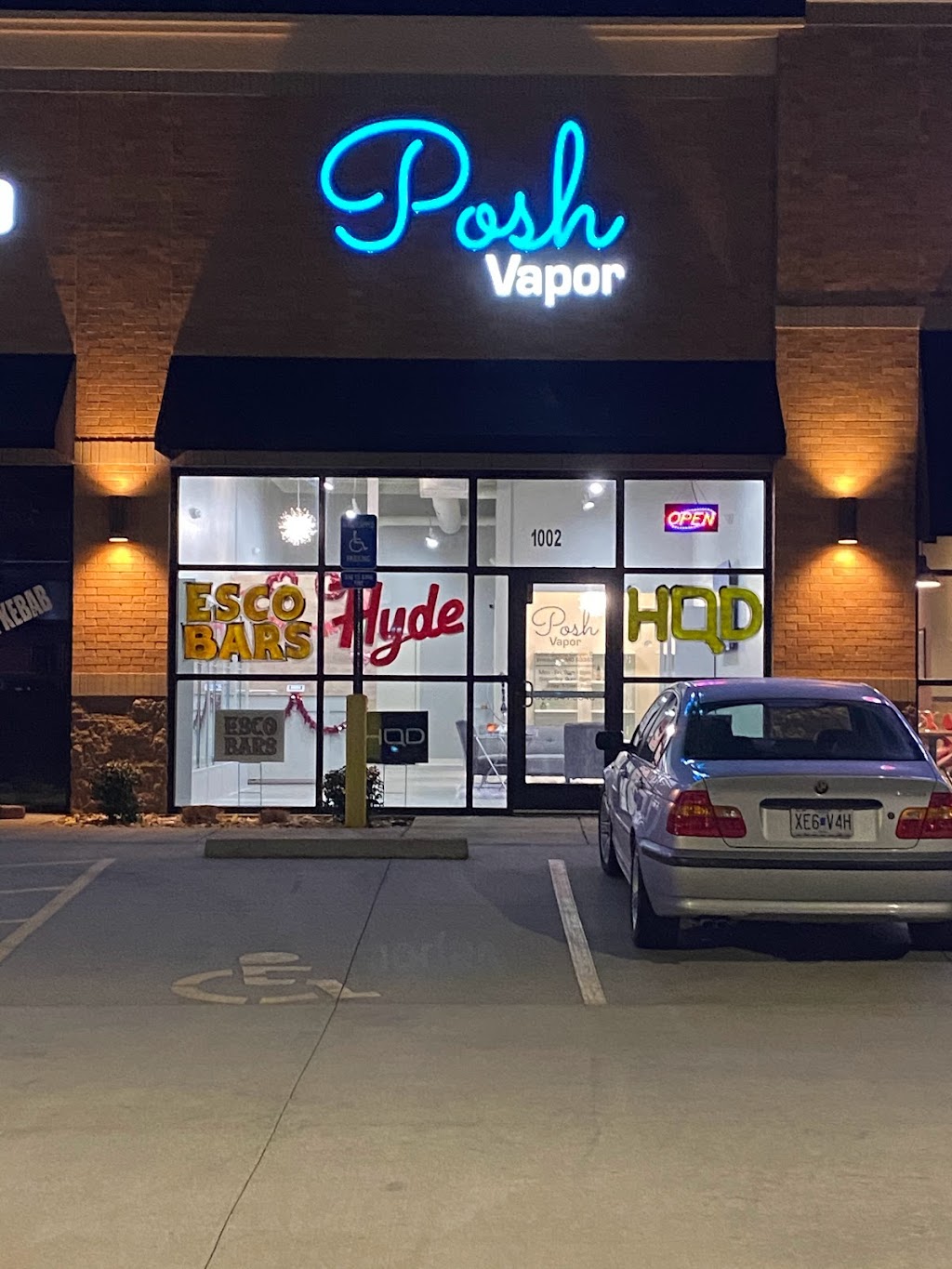 Posh Vapor Wentzville | 1002 Quartz Canyon Dr, Wentzville, MO 63385, USA | Phone: (636) 541-3040