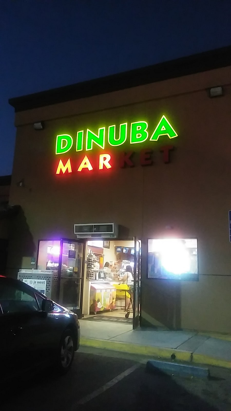 Dinuba Market | 649 W Kern St, Dinuba, CA 93618, USA | Phone: (559) 315-5313