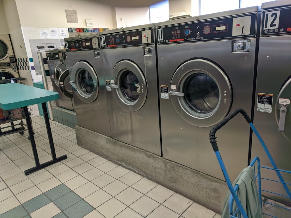 Sunny Day Laundromat | 407 Danforth Ave, Jersey City, NJ 07305, USA | Phone: (201) 946-1720