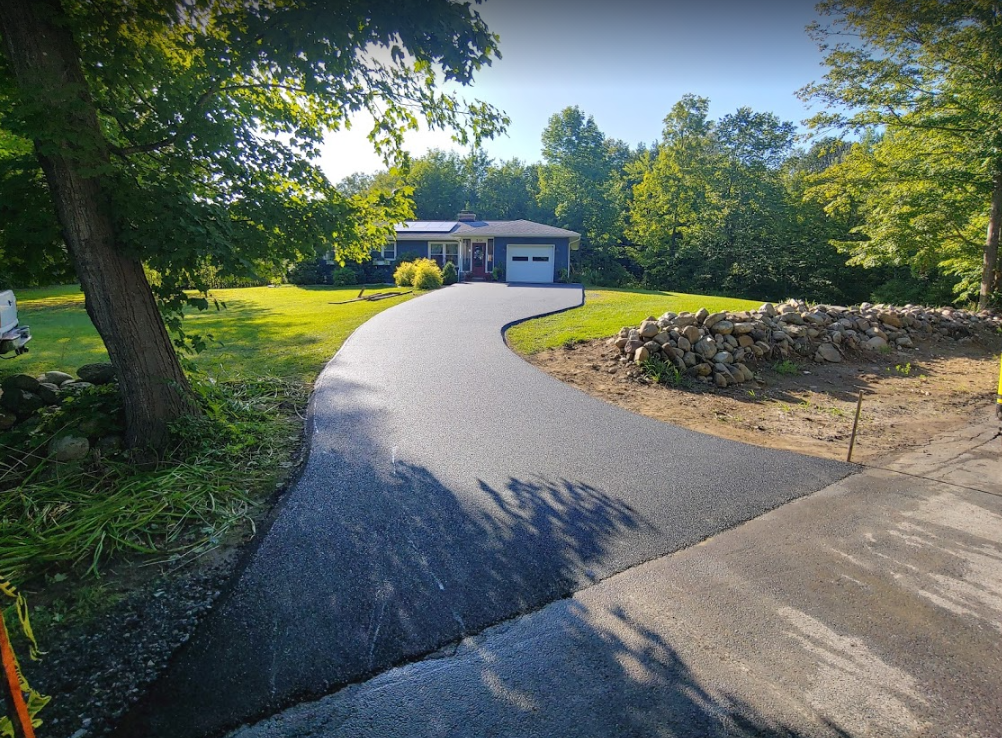 M Mazza Paving LLC | 350 S Main St, Gloversville, NY 12078, USA | Phone: (518) 752-5008