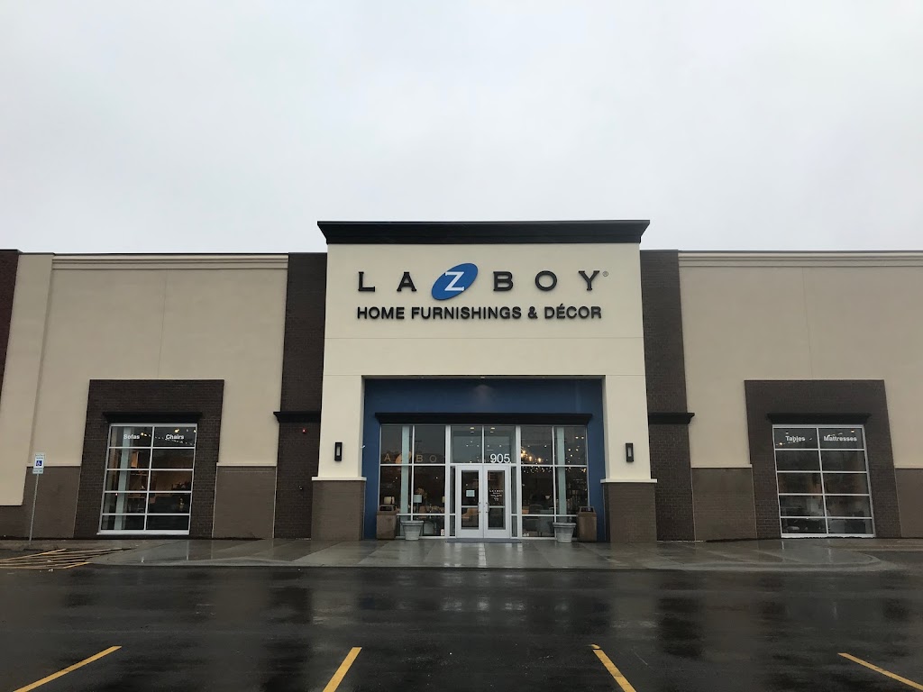 La-Z-Boy Home Furnishings & Décor | 905 E Golf Rd, Schaumburg, IL 60173, USA | Phone: (847) 306-7062