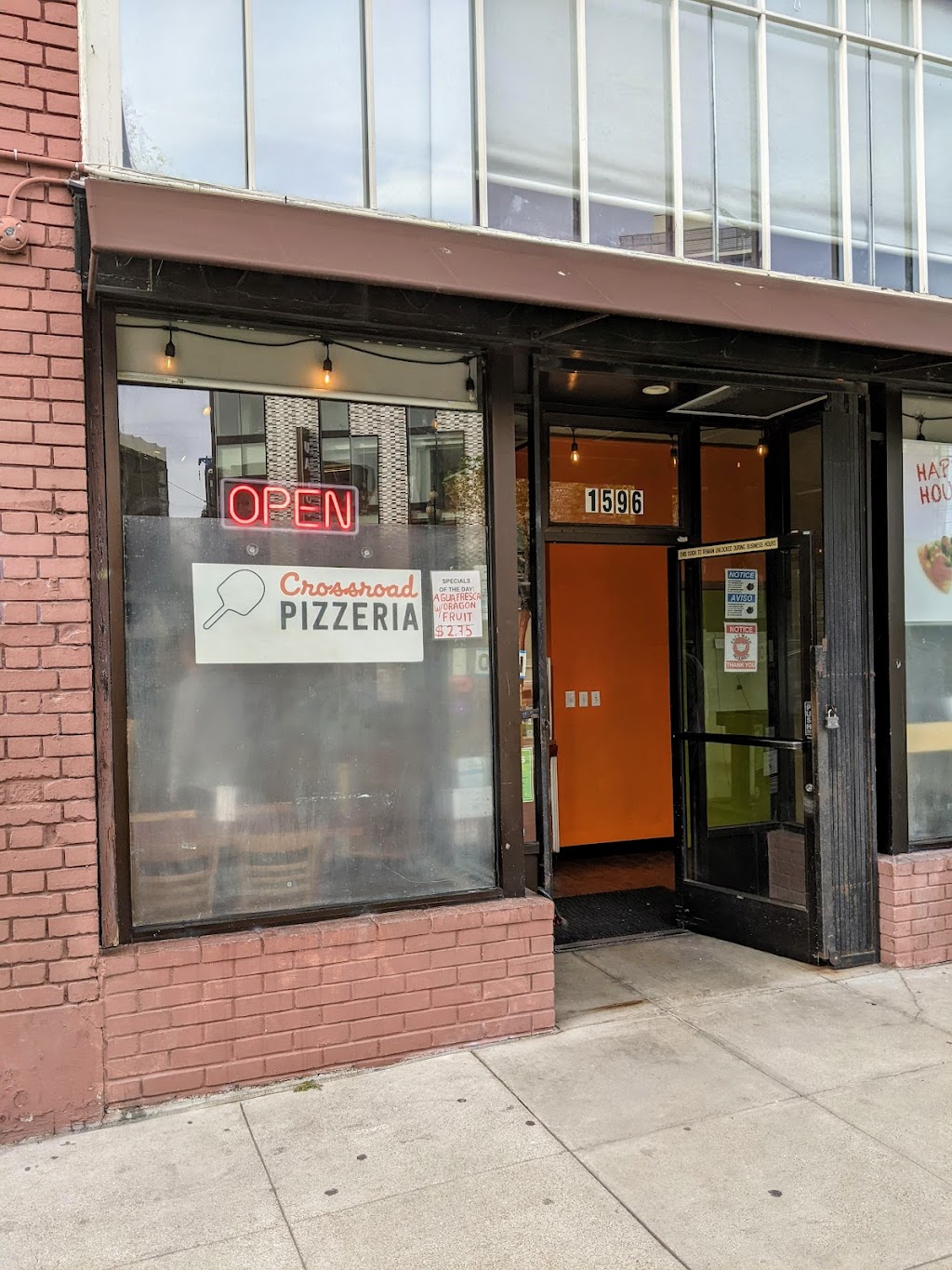 Crossroad Pizzeria | 1596 Market St, San Francisco, CA 94102, USA | Phone: (415) 947-7957