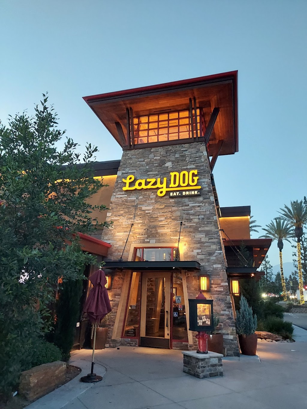 Lazy Dog Restaurant & Bar | 5295 N Montclair Plaza Ln, Montclair, CA 91763, USA | Phone: (909) 318-0568