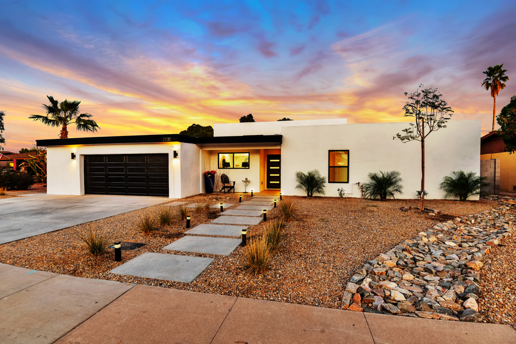 Skyline Real Estate | 4214 N Parkway Ave, Scottsdale, AZ 85251, USA | Phone: (602) 909-3009