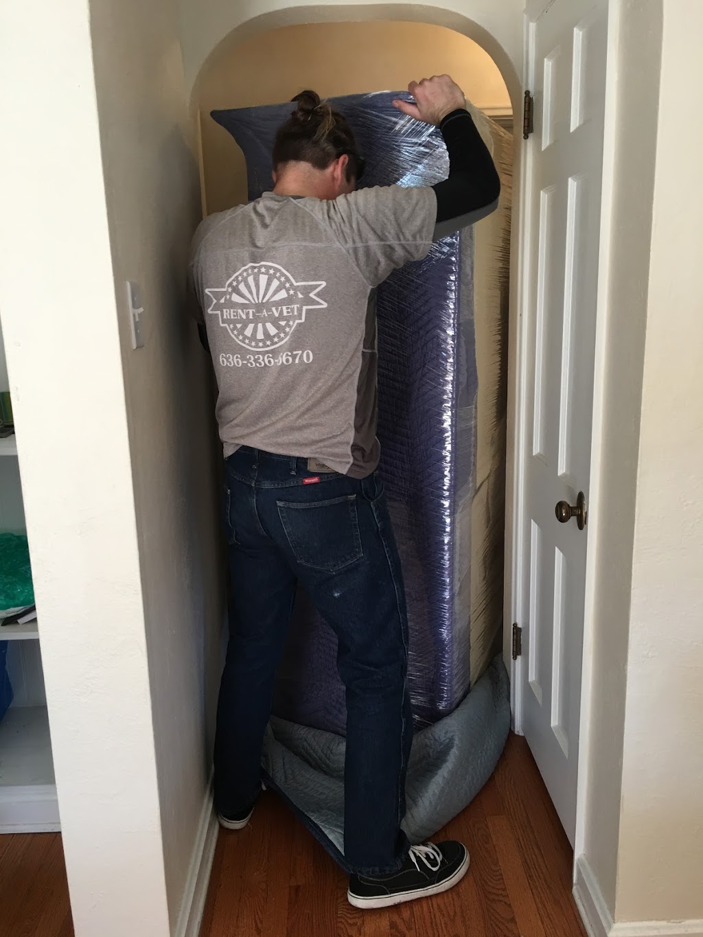 Rent A Vet Movers of Bridgeton | 13761 St Charles Rock Rd #105, Bridgeton, MO 63044, USA | Phone: (314) 736-5959