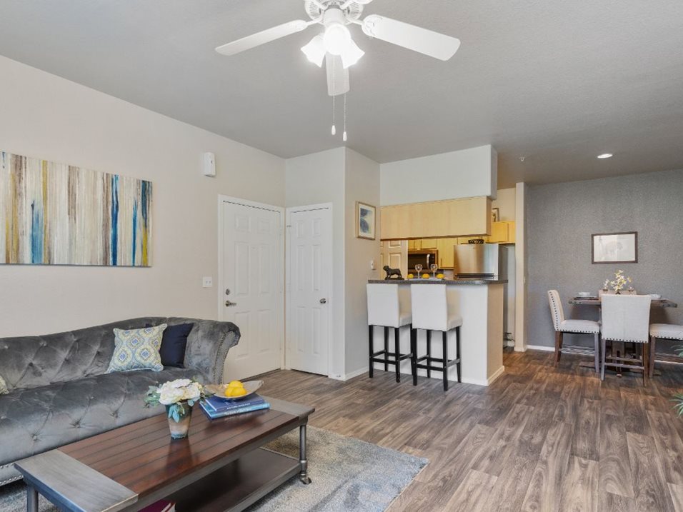 Stone Canyon Apartments | 5210 E Hampton Ave, Mesa, AZ 85206, USA | Phone: (602) 671-0514