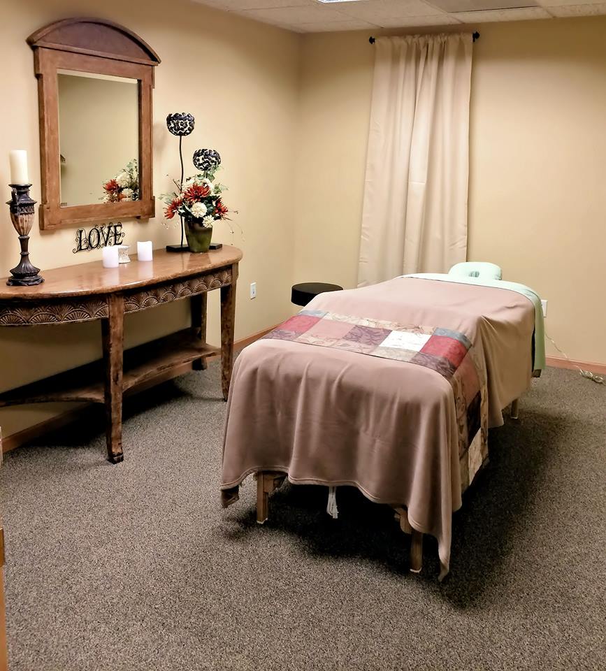 Lifes Retreat Massage and Spa | 570 Dodge Ave NW, Elk River, MN 55330, USA | Phone: (763) 333-1000