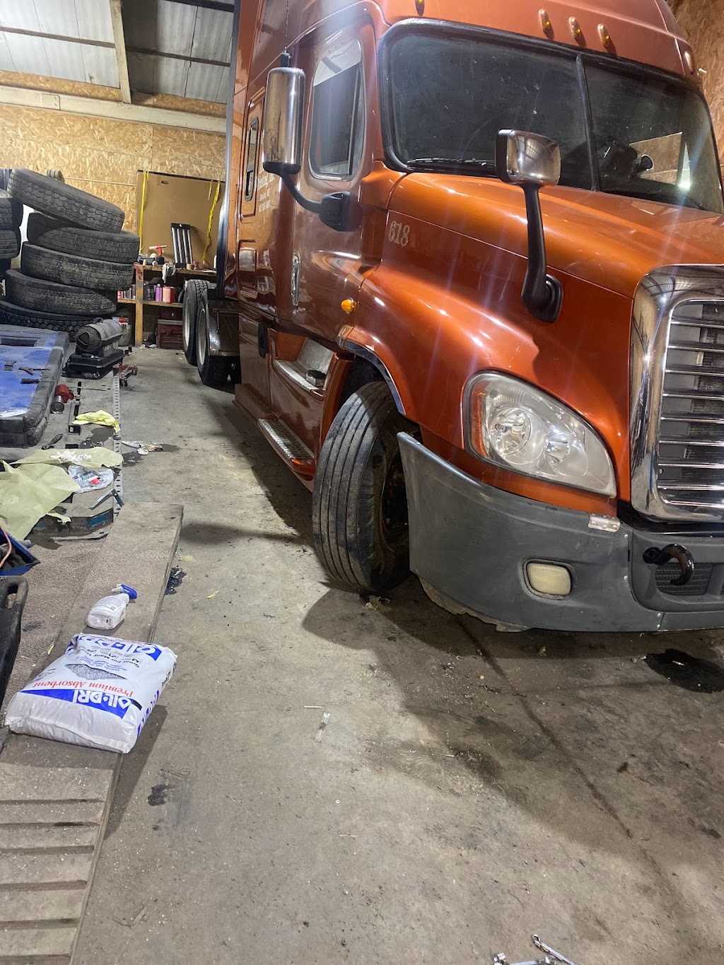 Greca & EK truck repair LLC | 6139 O St, Omaha, NE 68117, USA | Phone: (402) 955-9861