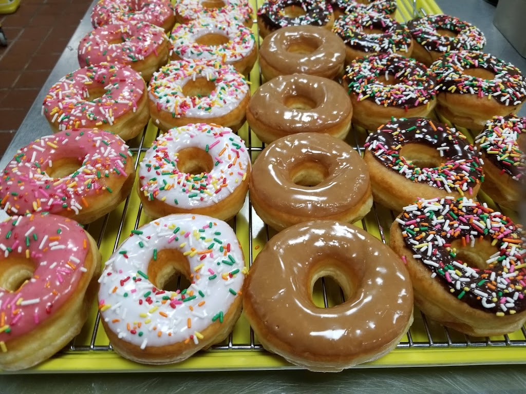 Hutchins Donuts | 203 N Main St, Hutchins, TX 75141, USA | Phone: (972) 225-0808