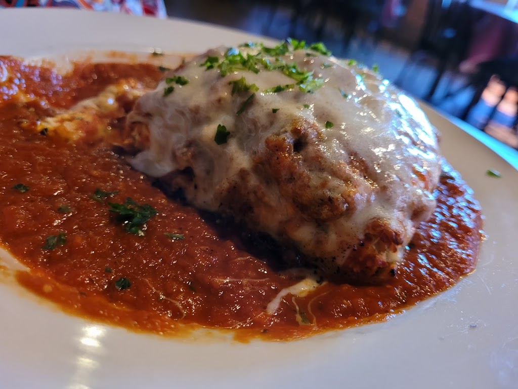 Gondola Italian Restaurant | 101 W Lebanon St, Mt Airy, NC 27030, USA | Phone: (336) 786-7520