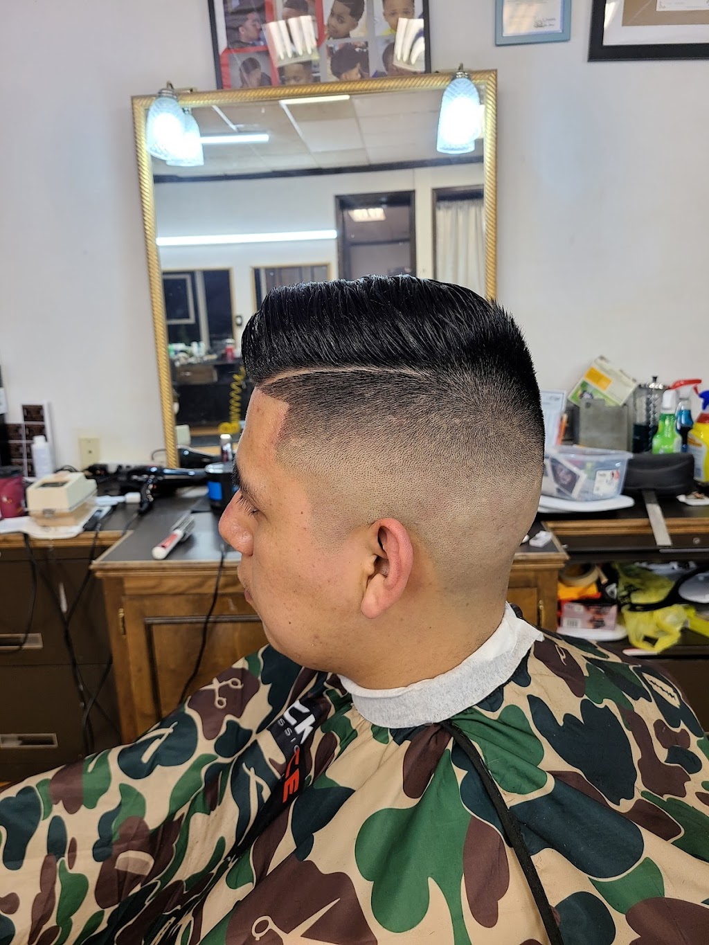 The kings barber Shop KC | 2100 Silver Ave, Kansas City, KS 66106, USA | Phone: (913) 701-6530