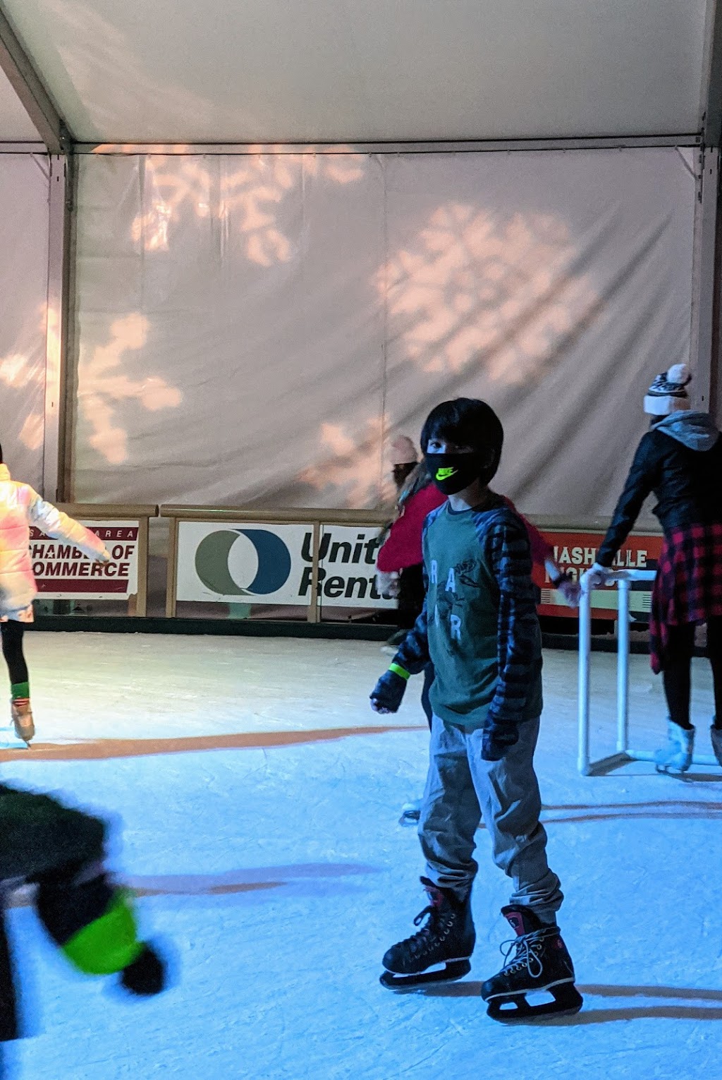 Peltzer Ice Rink | 40275 Calle Contento, Temecula, CA 92592, USA | Phone: (951) 888-2008