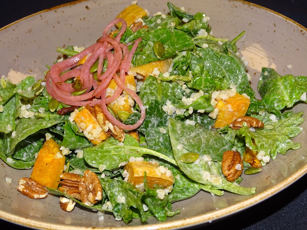 Tulu Seaside Bar & Grill in 4201 Atlantic Ave, Virginia Beach, VA 23451