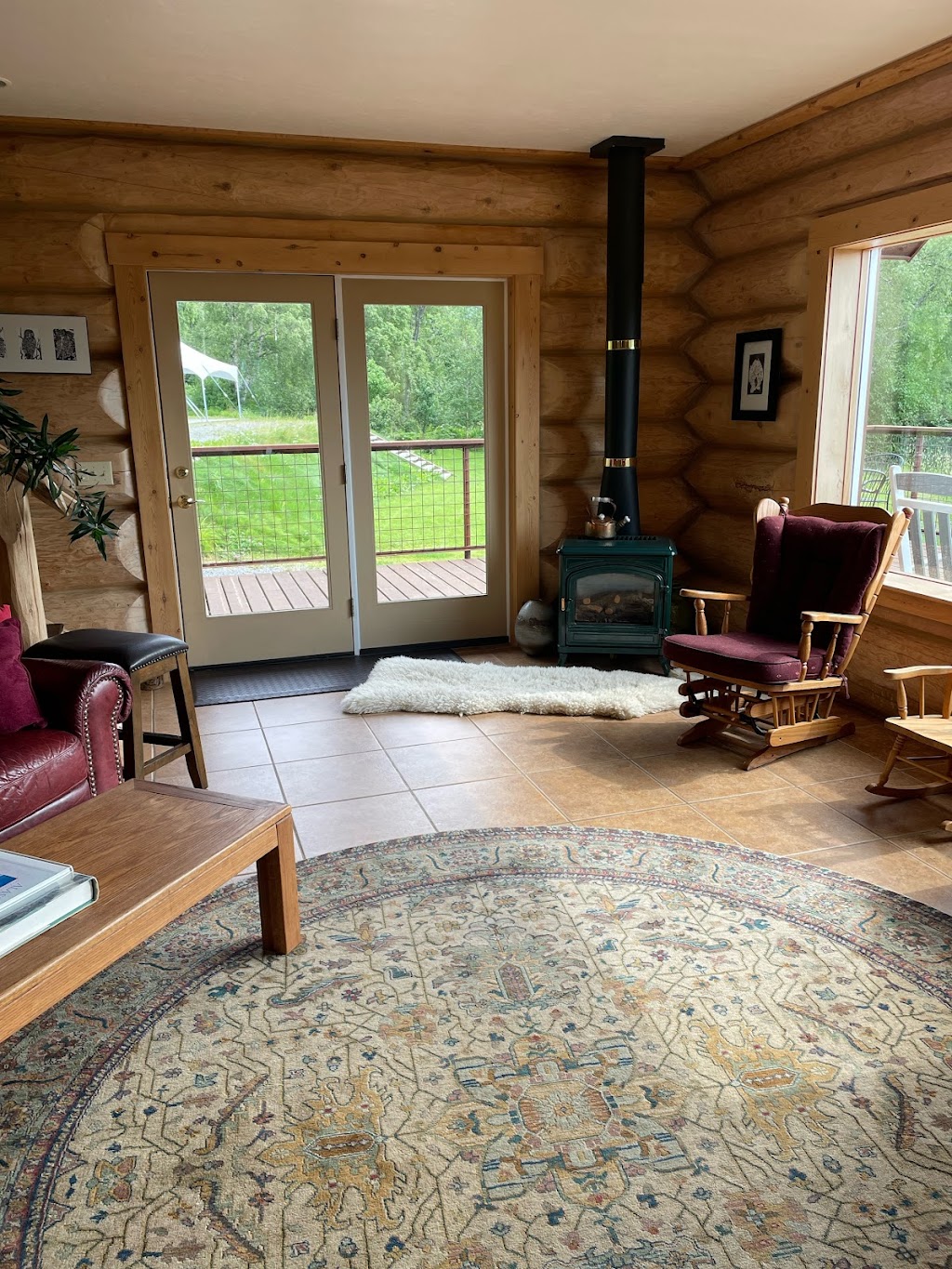 Turnagain View Lodge & Wedding Venue | 27327 Seward Hwy, Indian, AK 99540, USA | Phone: (907) 444-6898