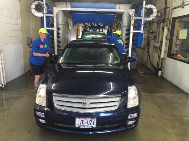 Full Service Car Wash | 255 Chateau Dr, Grafton, WI 53024, USA | Phone: (262) 227-9274