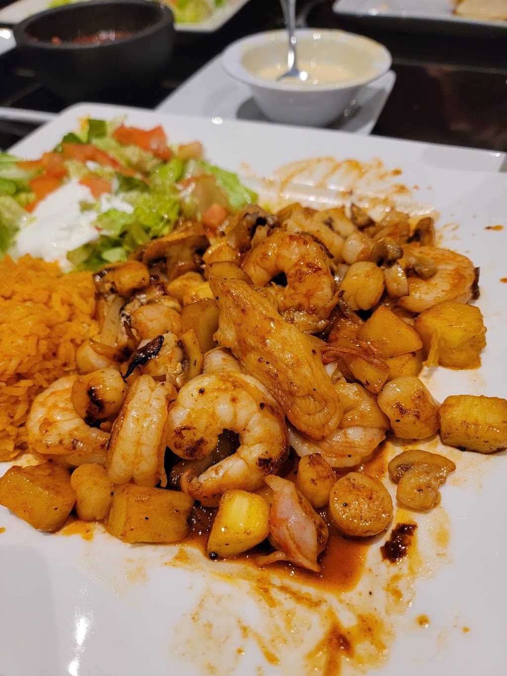 Los amigos Mexican restaurante & grill | 124 Goodview Way suite A, Gallatin, TN 37066, USA | Phone: (615) 675-4365