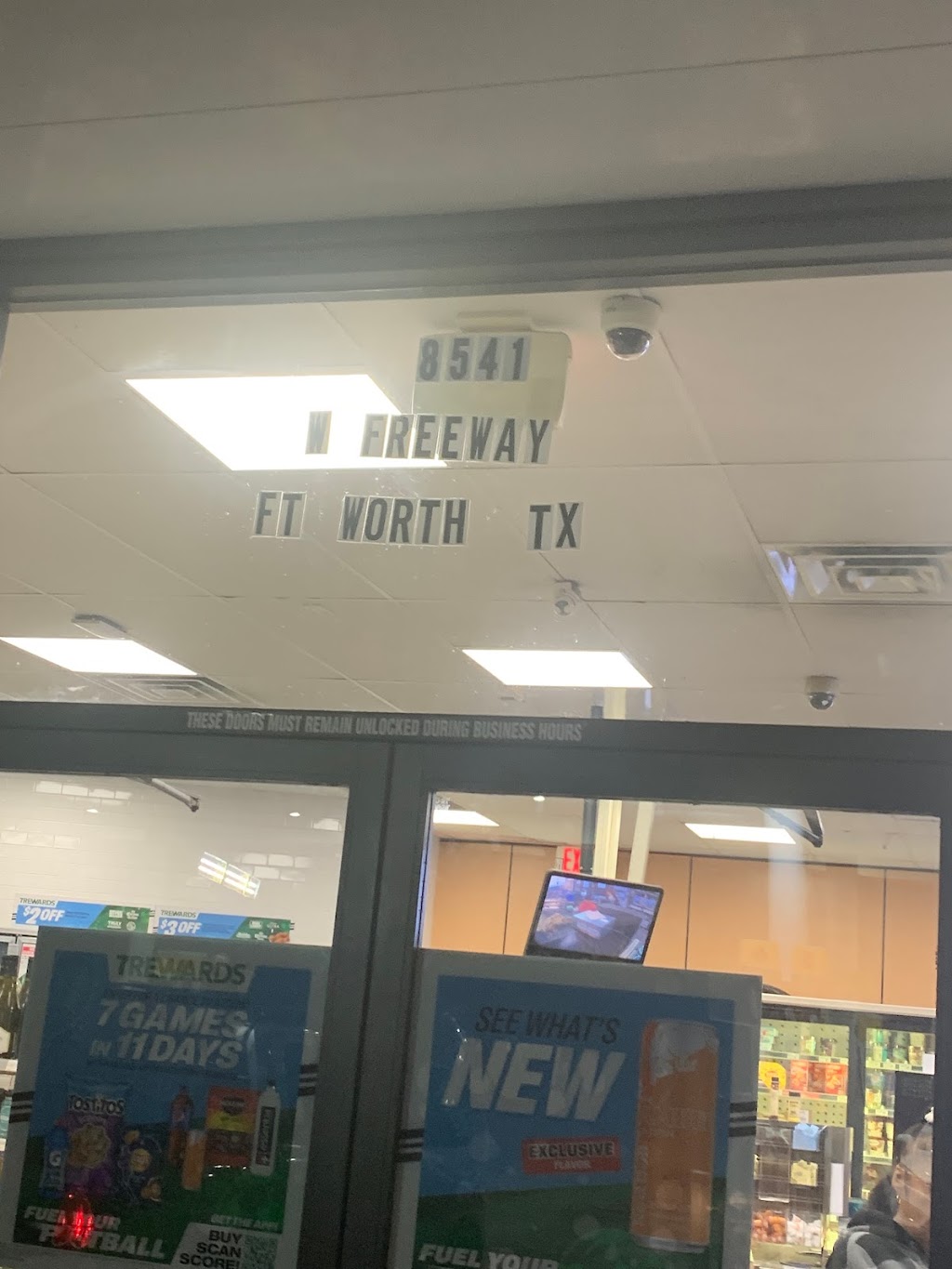 7-Eleven | 8541 West Fwy, Fort Worth, TX 76116, USA | Phone: (817) 244-8387