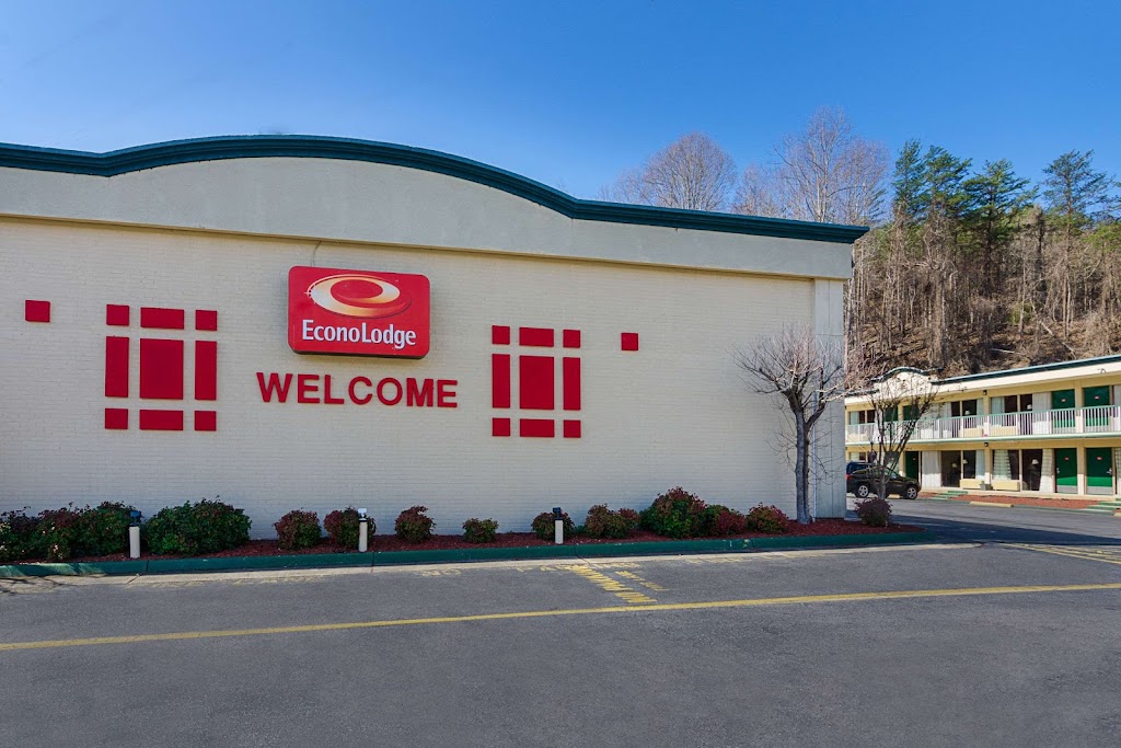 Econo Lodge | 1755 Virginia Ave, Martinsville, VA 24112, USA | Phone: (276) 632-5611