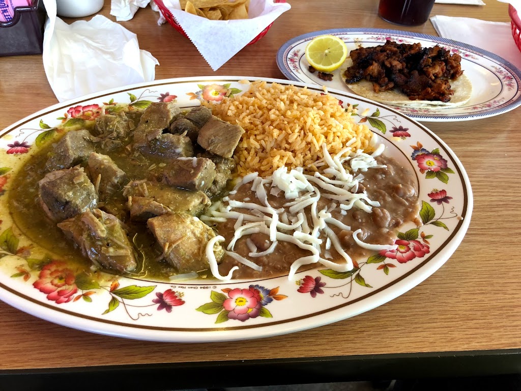 Mejia Taqueria Y Mariscos | 1410 Country Club Dr, Madera, CA 93638, USA | Phone: (559) 664-9410