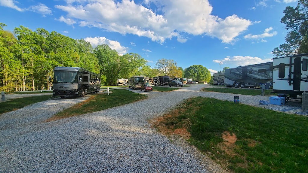 Salem Breeze RV Park | 2784 Hickory Tree Rd, Winston-Salem, NC 27127, USA | Phone: (336) 972-3200