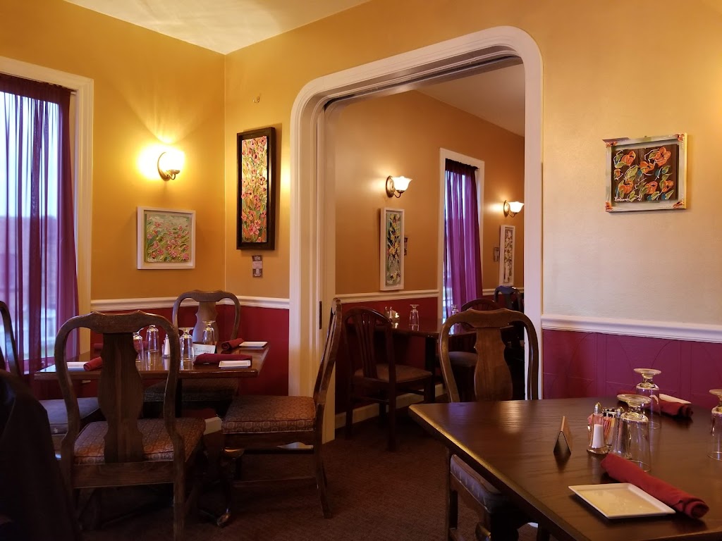 Kristis Restaurant | 119 5th Ave, New Glarus, WI 53574, USA | Phone: (608) 527-2012